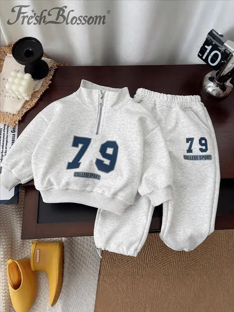 Комплект одежды Девочки, Мальчики Fresh Blossom Спортивный кремовый капучино, размер 110 Хлопок Китай Демисезон