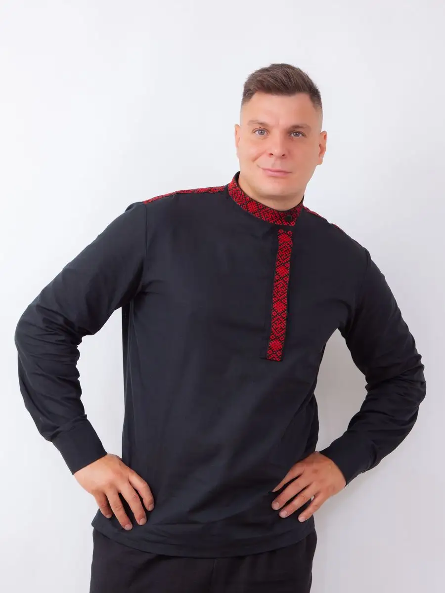 Рубашка мужская черная с красным воротником