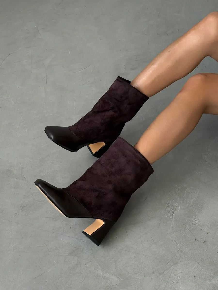 Ботильоны с квадратным носом с широким голенищем