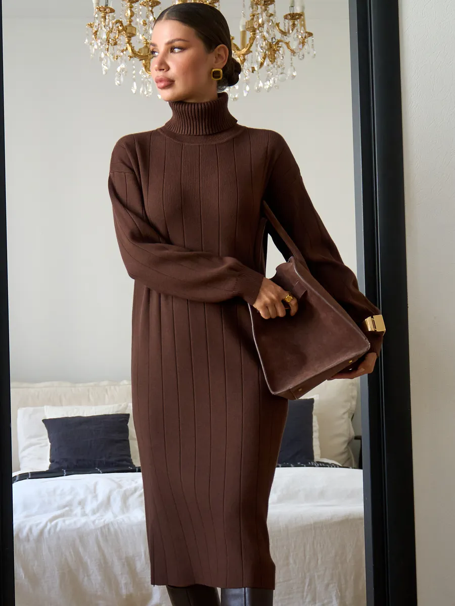 Платье теплое оверсайз свитер вязаное с горлом