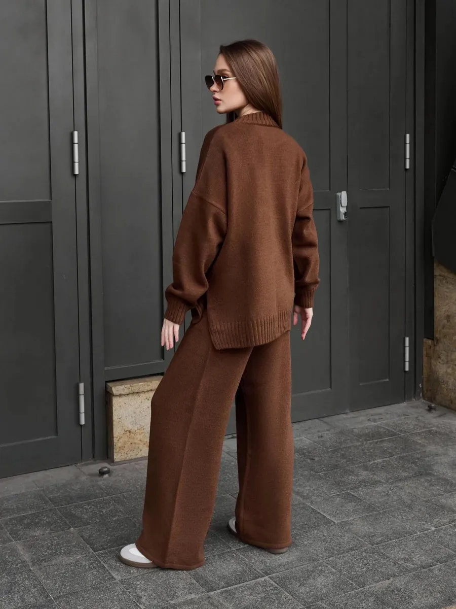 Вязанный костюм теплый с брюками